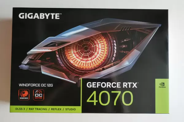 RTX4070 パッケージ